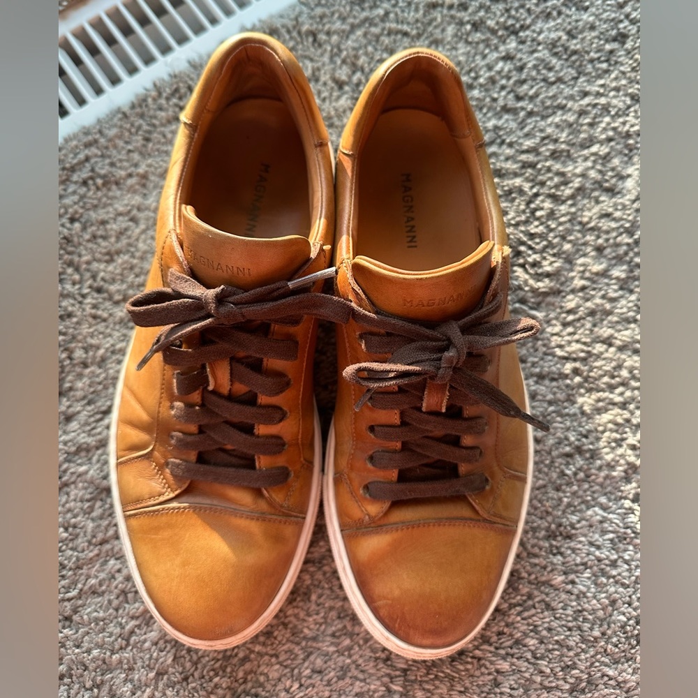 MAGNANNI Burnished Leather Lace-Up Sneakers Mens Size 8 - Picture 4 of 10